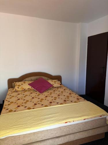 Marovic Apartment - image 2