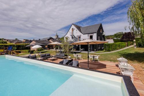 Zunanjost, Hotel & Restaurant Maison Pal'Ange in Palenge