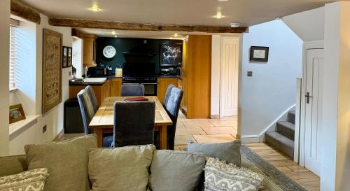 Shippon Cottage - Brosterfield Farm in Foolow