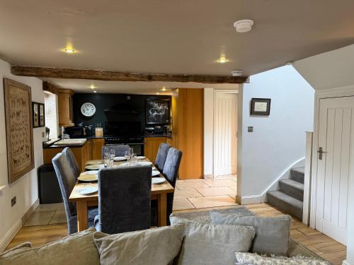 Shippon Cottage - Brosterfield Farm in Foolow