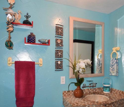 Kalani Hawaii Private Lodging - image 30