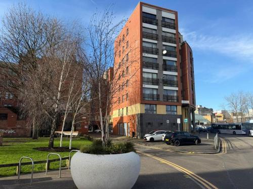 Exterior view, Stunning 2-Bed Retreat in Central Glasgow in Glasgow