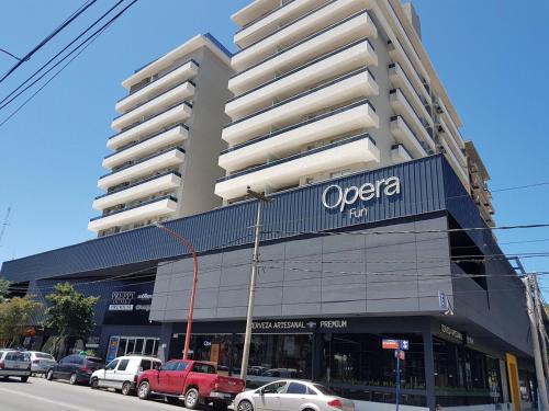 Departamento centrico con cochera para 4 personas con pileta