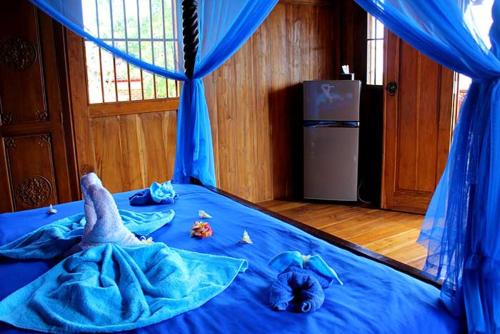 sing sing resort lovina