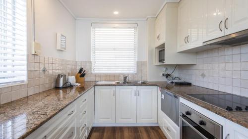 Craigmore On The Beach Unit 18 - Lifestyle Yamba - image 4