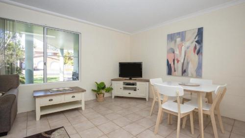 Ikoolah - Lifestyle Yamba - image 2