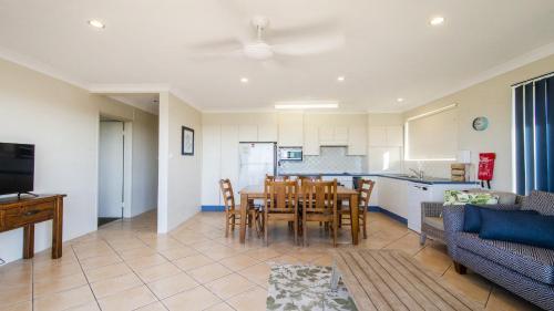 Pippi View 2 - Lifestyle Yamba - image 3