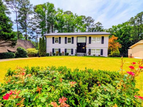 A szálláshely kívülről, Spacious Cary Home Gym, Game Room, Huge Fenced Yard! in Cary Belváros