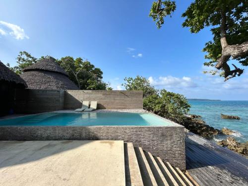 Black Pearl Resort in Luganville
