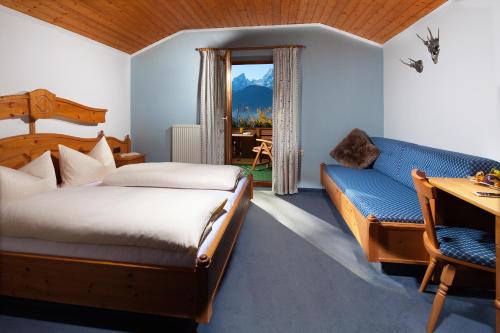 Double Room with Mountain View