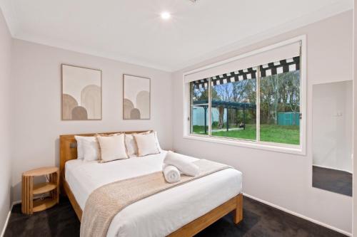 Casa Cypress, Home Near Bowral with Garden and BBQ in Bowral