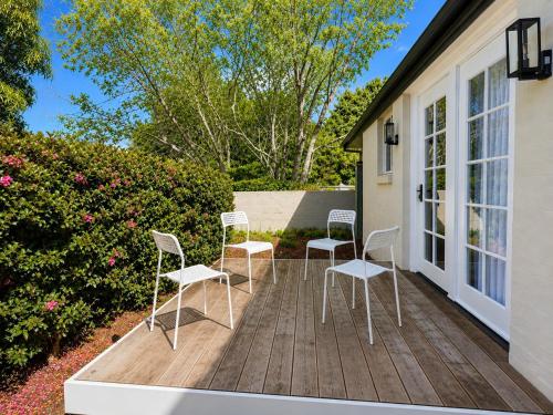 Casa Cypress, Home Near Bowral with Garden and BBQ in Bowral
