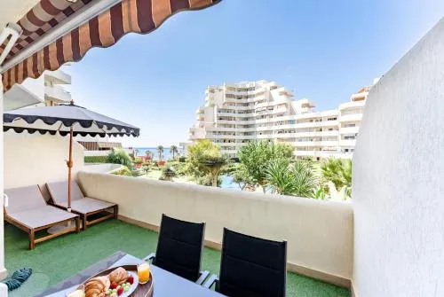 Premium Apartment in Benalbeach, Benalmadena photo 2