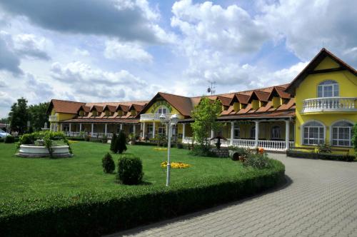 . Hotel Zámeček