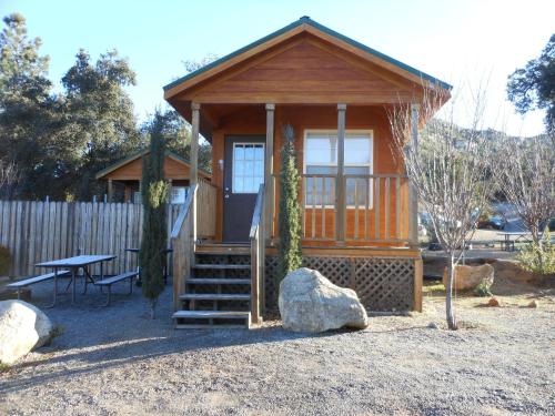 Entrance, Oakzanita Springs Camping Resort Cabin 2 in Descanso (CA)