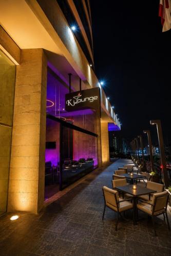 Pohled zvenku, Jounieh Suites in Jounieh