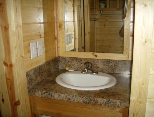 Pacific City Camping Resort Cottage 1 - image 5