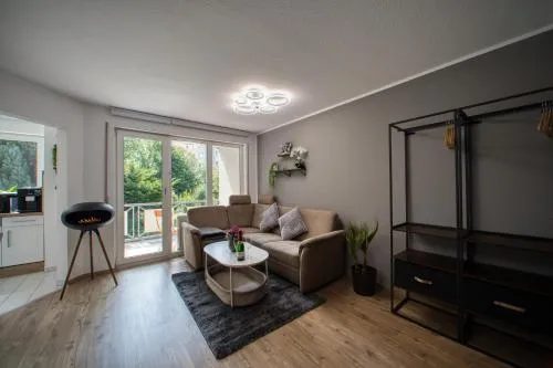 DresdenStay Gompitzer Strasse Balkon Kamin PS4 Parkplatz in Dresden, Deutschland
