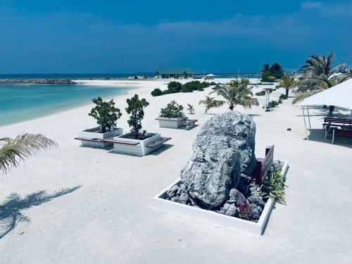 Bahee Dé Lite (Bahee De Lite) in Haa Dhaalu Atoll