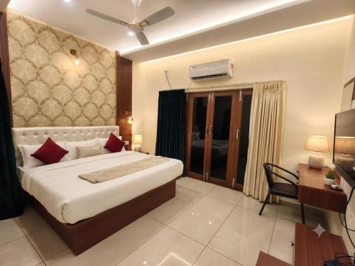 hotel photo