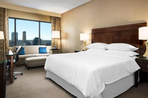 Memphis Riverline Hotel near National Civil Rights Museum - Lorraine Motel