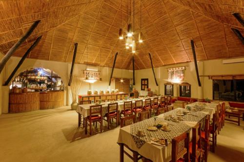 Machan Country Villa in Kumarwarti