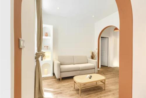 Suquet Prestige, T2, 4P, AC, proche Port et Palais