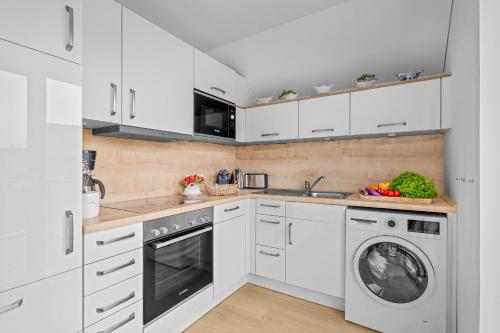 Kitchen, Ferienwohnung Seeschwalbe Olpenitz in Olpenitz
