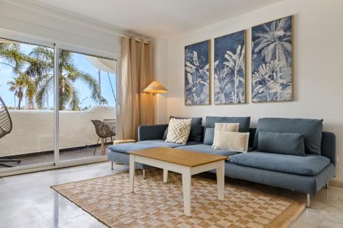 Marina View 2BR Holiday Stay by HelloDomik