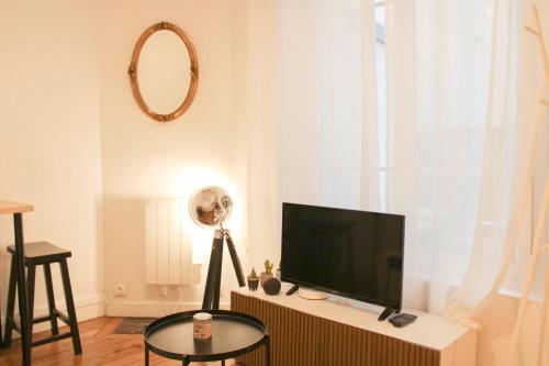 Appartement 2 pièces 13e