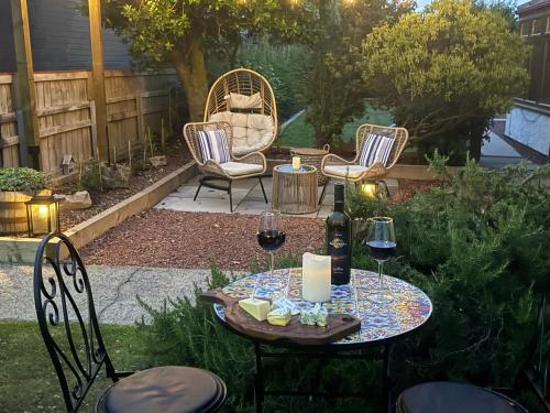 Holly Trees Guest Accommodation 5