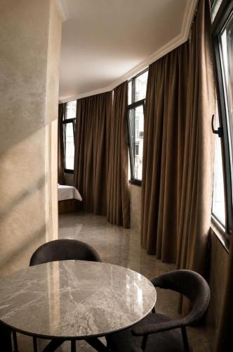 VELOR Hotel apartment – Batumi, IL