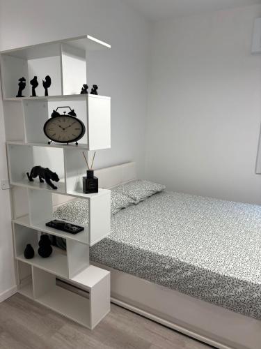 The Flat 25