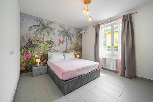 Pink Garden Como - Free Parking