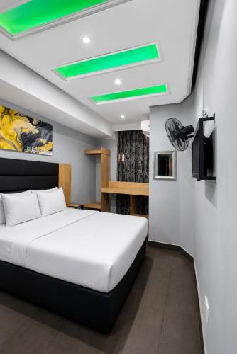 Metro Lodge Beach in Durban
