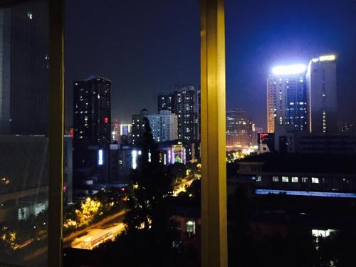 Volga Fish International Youth Hostel Wuhan Price Address - 