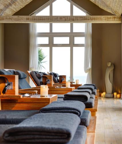 Inchydoney Island Lodge & Spa - image 2