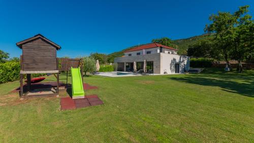 Iekārtas, Villa Vitrenik -Makarska by Villas Guide in Velika Cista
