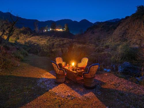 The Hosteller Mussoorie By The Streamside, Kempty in Ram Gaon
