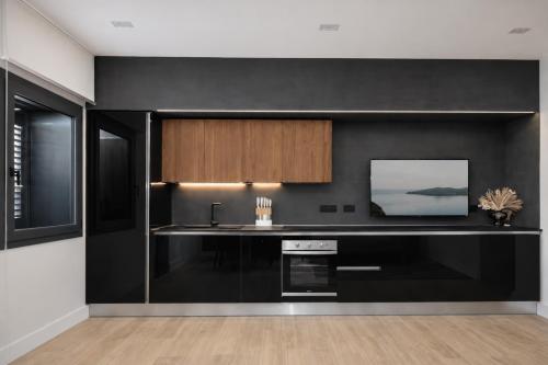 Suite Monte Nero Renovated 1BR Apartment, Central Olbia