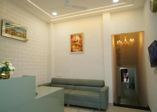 Hotel Grand Royal Sandhu