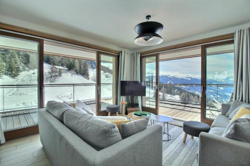 ARC 1600, Résidence Premium LE RIDGE, Appartement 10 personnes Vue Montagne,Ski aux pieds - Sauna, Hammam, Piscine intérieure chauffée, Salle de sport & fitness