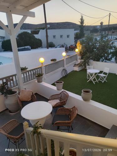 ทัศนียภาพภายนอกโรงแรม, Hotel Apartments Giannis in เกาะมีลอส