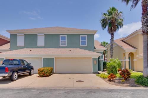 Waterfront Unit w/ Resort Perks in Laguna Vista! in Laguna Vista (TX)