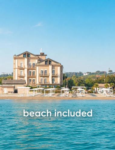 Hotel Liberty Beach - Parking & Beach