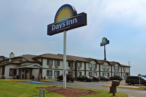 Days Inn By Wyndham West-Eau Claire