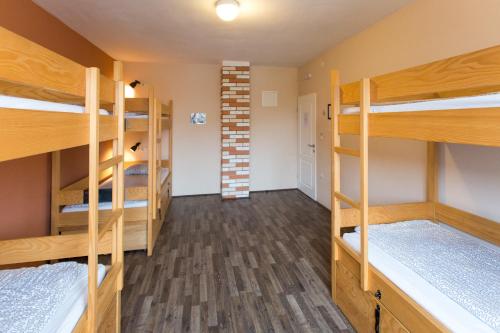 Bed in 6-Bed Mixed Dormitory Room