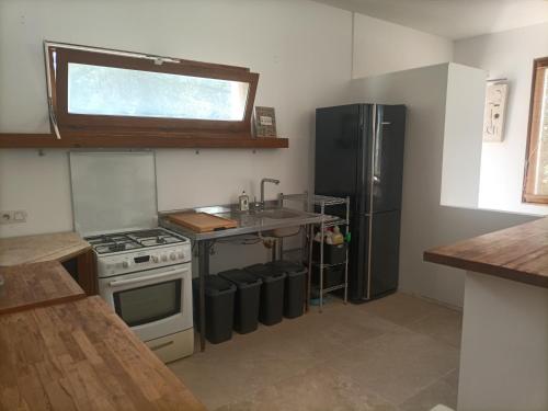 virtuve, The '60s in the Luberon in Cabrieres-d'Avignon
