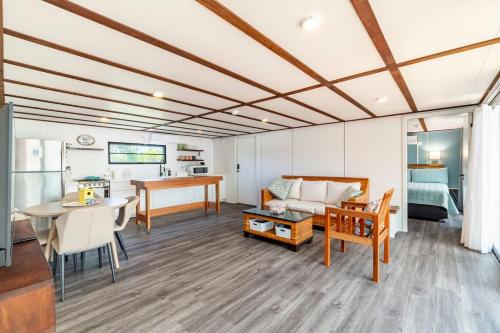 Seadmed, Secret Beach House with Pool in Ambergris Caye