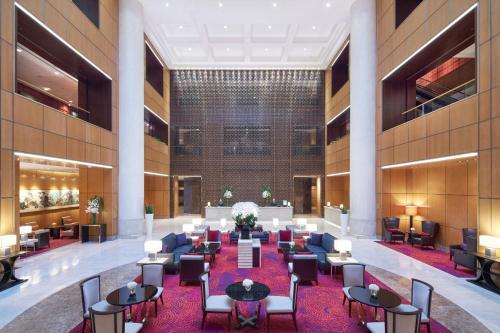 Lobby, Singapore Marriott Tang Plaza Hotel near Sixth Avenue MRT Station